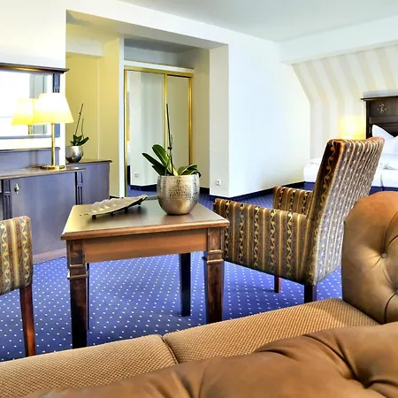 Promenadenhotel Admiral 4*