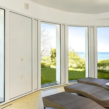 Отель Promenadenhotel Admiral 4*