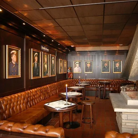 Promenadenhotel Admiral Отель