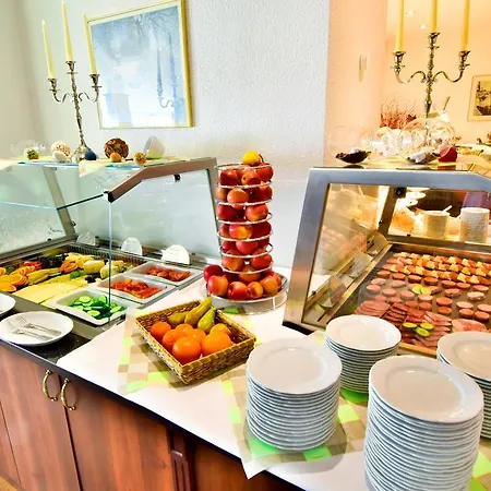 Promenadenhotel Admiral Херингсдорф