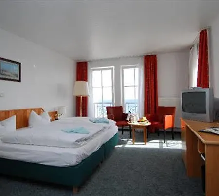 Отель Promenadenhotel Admiral Херингсдорф